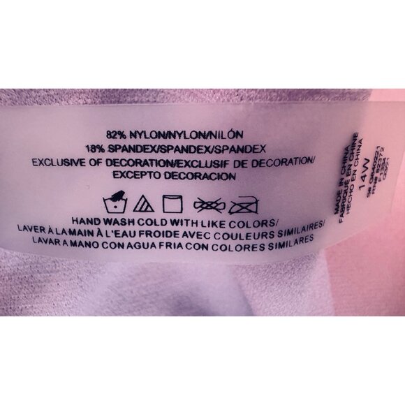 2/$30 NWT Raisins Curve Size 14 Floral Tankini Top Plus Black Pink Blue - Picture 12 of 16